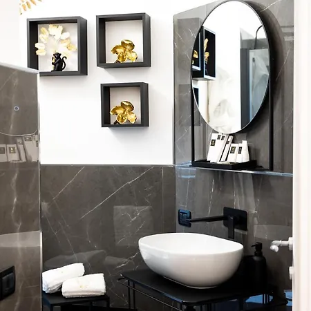 Nm Luxury Bed & Breakfast 4*