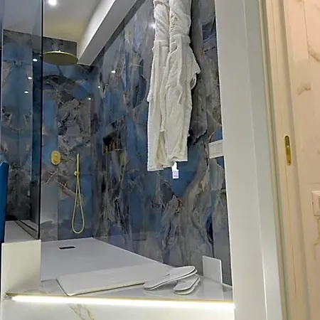 Nm Luxury B&B 4*
