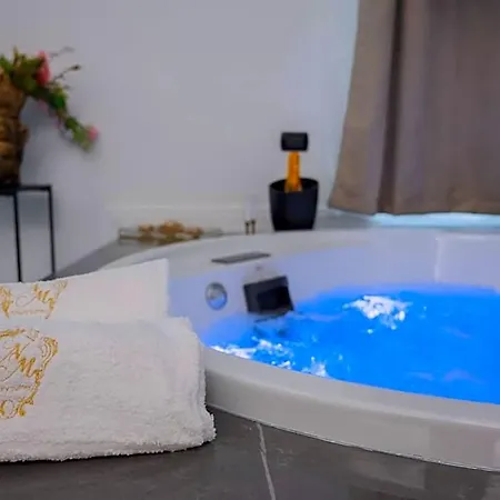 Nocleg ze śniadaniem Nm Luxury Pompeja