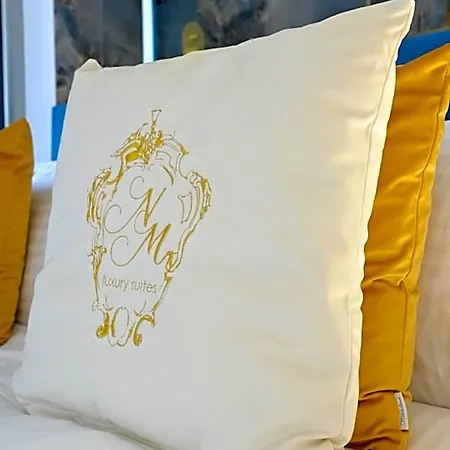 Nm Luxury Couette-café Pompéi