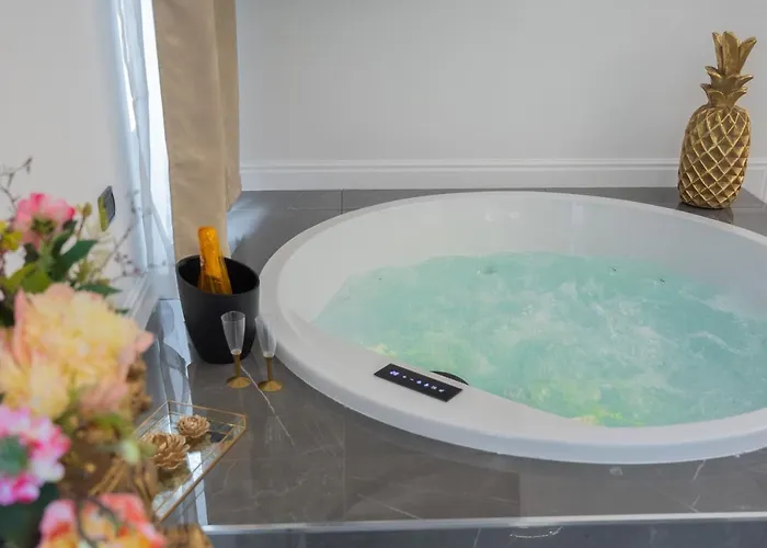 Nm Luxury ポンペイ